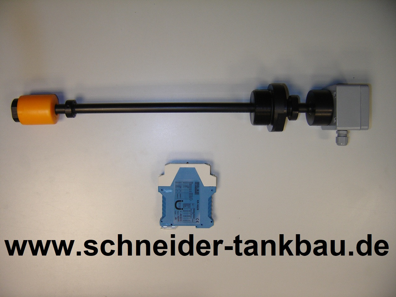 Foto einer Überfüllsicherung für Stahltanks.