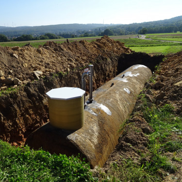 loeschwasserbehaelter-erdtank-loeschwassertank-brauchwassertank-regenwassertank-loeschwasser-sauganschluss_23006_1400_1728897623.jpg