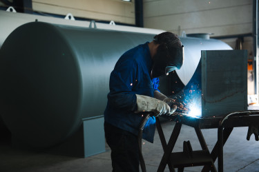 schneider-tankbau-heizoeltank-dieseltankstelle-loeschwasserbehaelter-tankanlage